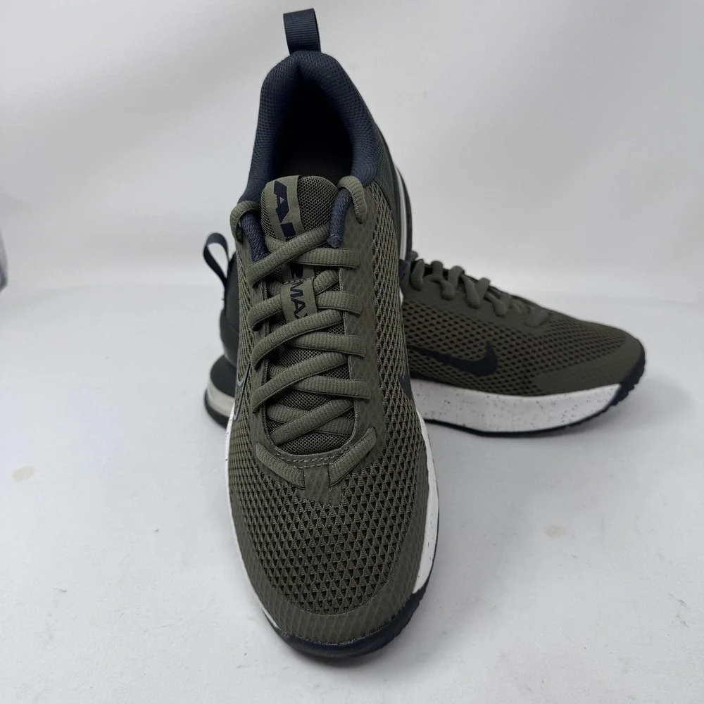 Nike size 9m